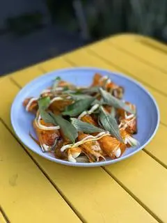 Hình ảnh Bánh tráng cuốn sốt bơ