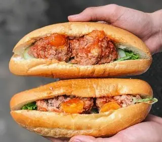 Hình ảnh Bánh Mì Xíu Mại 