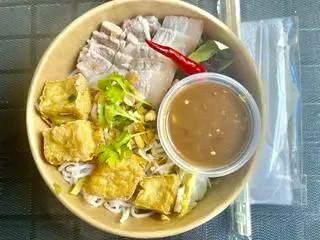 Hình ảnh Bún mắm nêm thịt ba chỉ - đậu hũ