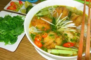 Hình ảnh Bún cá rô đồng tô đặc biệt