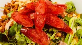 Hình ảnh Bún trộn lạp xưởng 