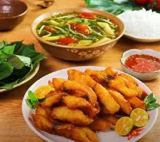 Hình ảnh Bún cá chấm đặc biệt(gồm 7 miếng cá)