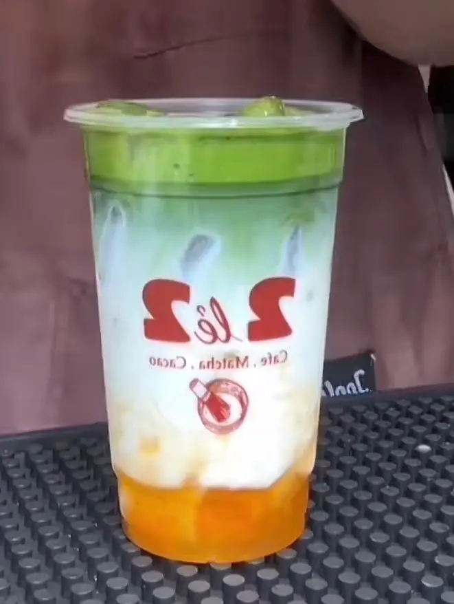 Hình ảnh Matcha latte đào
