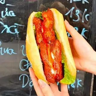 Hình ảnh Bánh Mì Nem Nướng