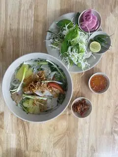 Hình ảnh BÚN CHẢ CÁ+ CÁ NGỪ