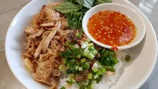 Hình ảnh Bún bì thịt khìa