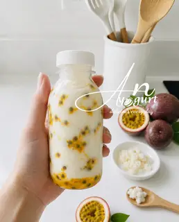 Hình ảnh Sữa chua Kefir mix mứt chanh leo