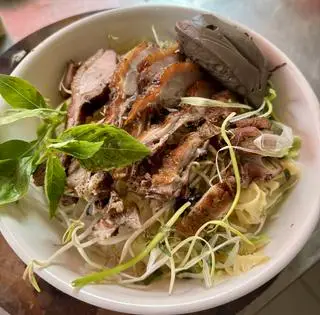 Hình ảnh Bún/ Miến Vịt nướng