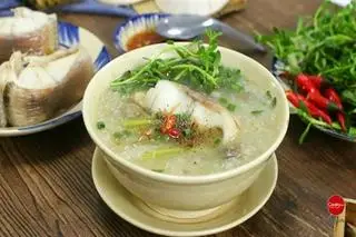 Hình ảnh cháo cá truyền thống 