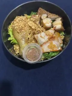 Hình ảnh *MUA 1 TANG 1*Mua 1 Mì Trộn Sate Gà mix Xá Xíu  Tặng 1 Mì Thêm+ Canh Soup