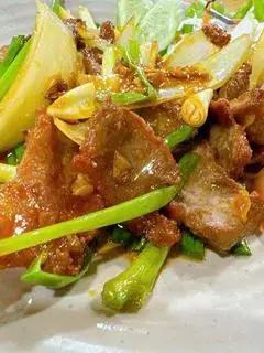 Hình ảnh vú heo chiên mắm tỏi
