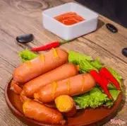 Hình ảnh Combo 4 cây - Xúc xích phô mai giấy bạc 