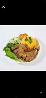 Hình ảnh Cơm Gà Mắm Tỏi - Đùi Lớn