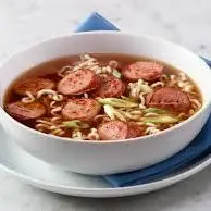 Hình ảnh Mì tôm xúc xích, cá viên