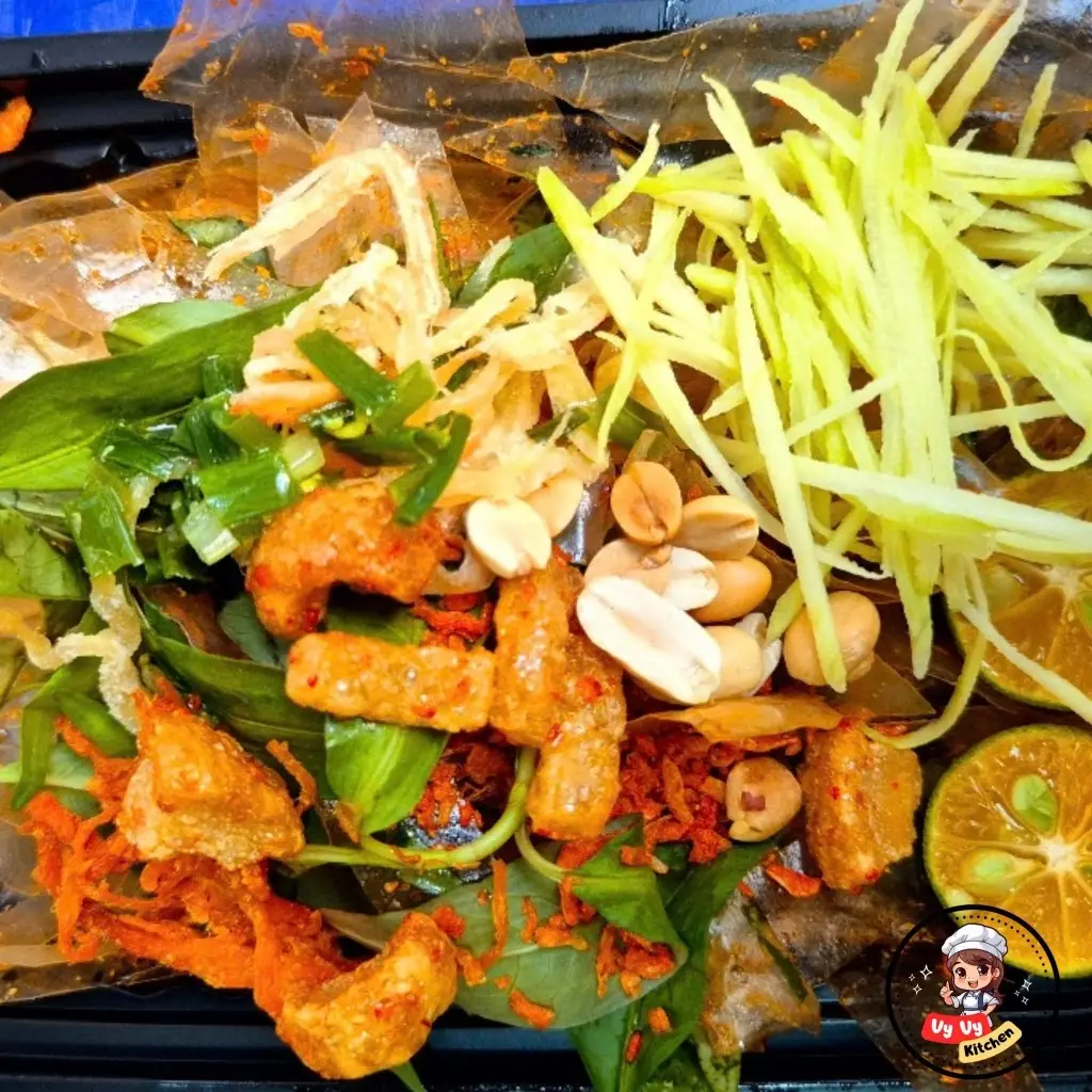 Hình ảnh Bánh Tráng Miếng To Dẻo Trộn Full Topping