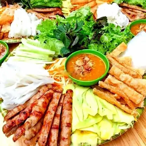 Hình ảnh Nem nướng Nha Trang suất lớn