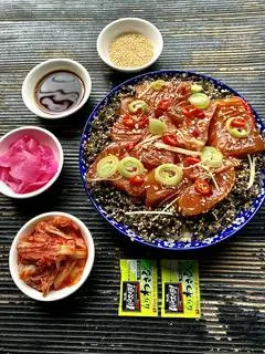 Hình ảnh Cá hồi ngâm tương - 240g 