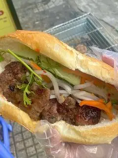Hình ảnh Bánh Mì Thịt Nướng