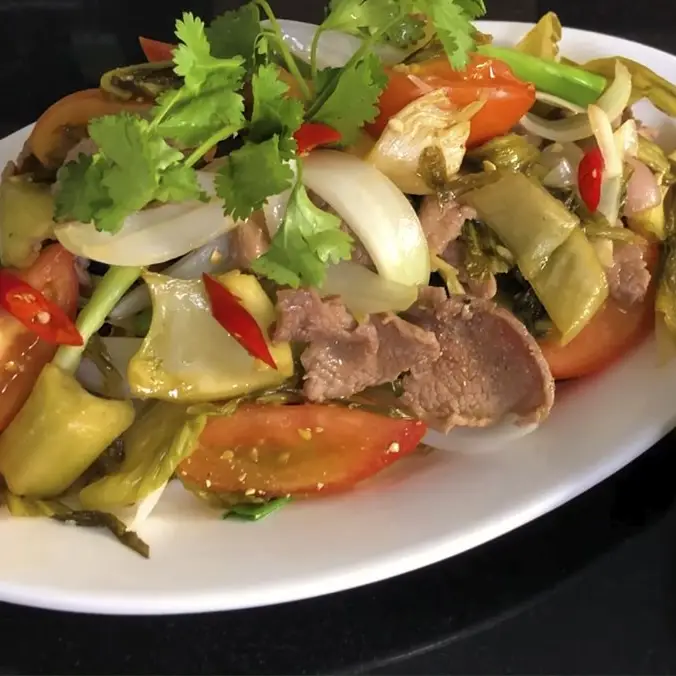Hình ảnh Cơm niêu bò xào dưa
