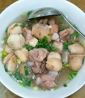 Hình ảnh Sườn heo nấu khoai sọ