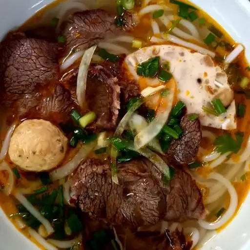 Hình ảnh Bún bò Huế không móng