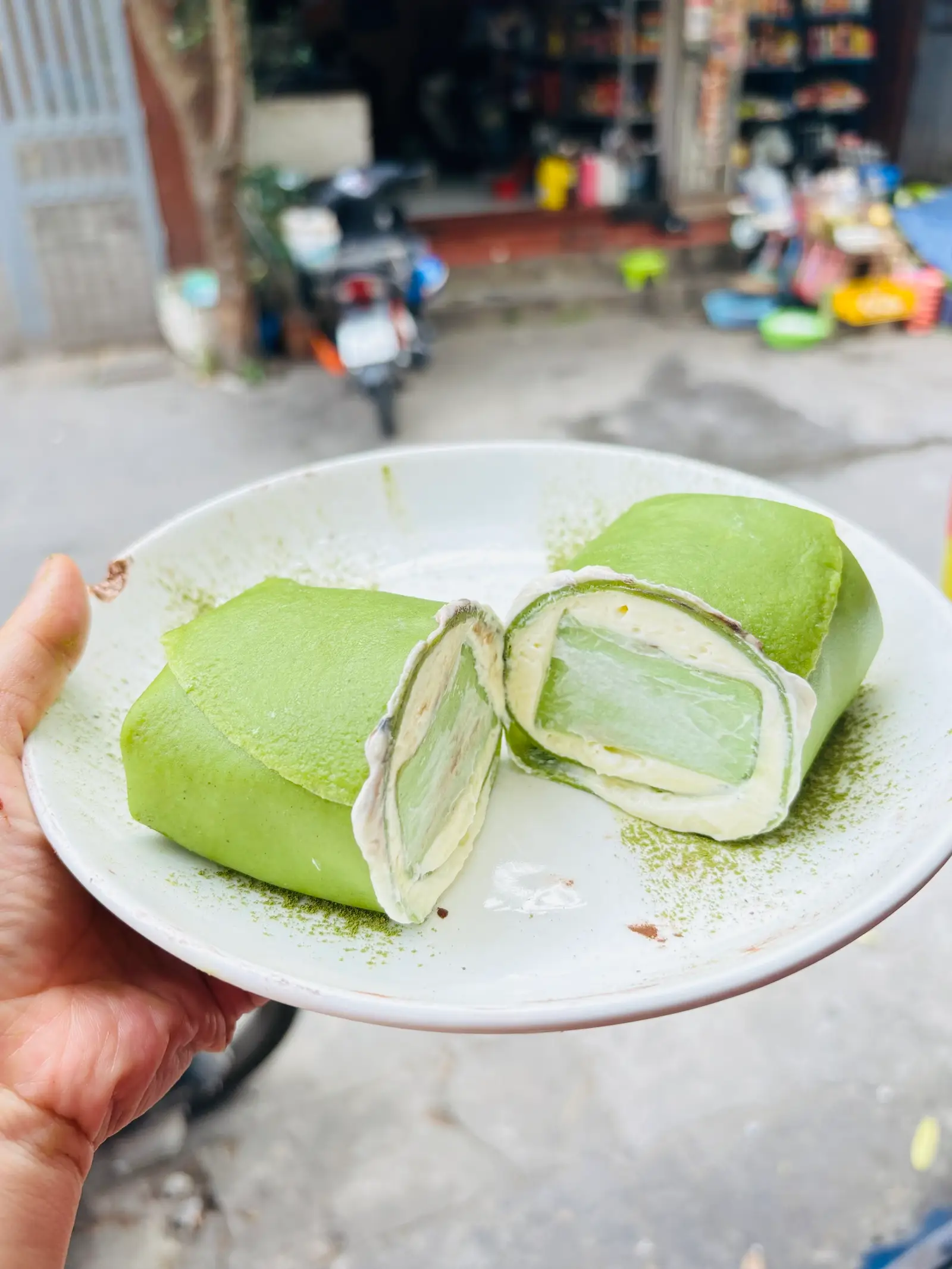 Hình ảnh Crepe pudding trà xanh kem cheese