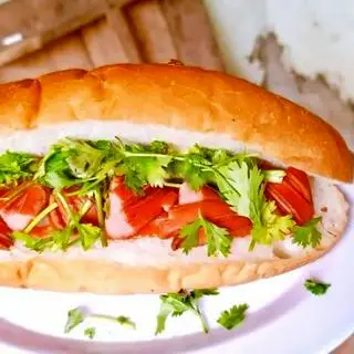 Hình ảnh Bánh Mì Xúc Xích