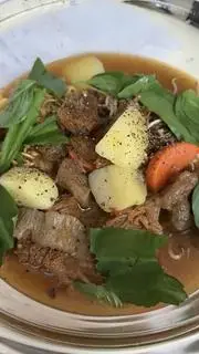 Hình ảnh Bò kho bánh mì đặc biệt - Special beef stew with Vietnamese baguette