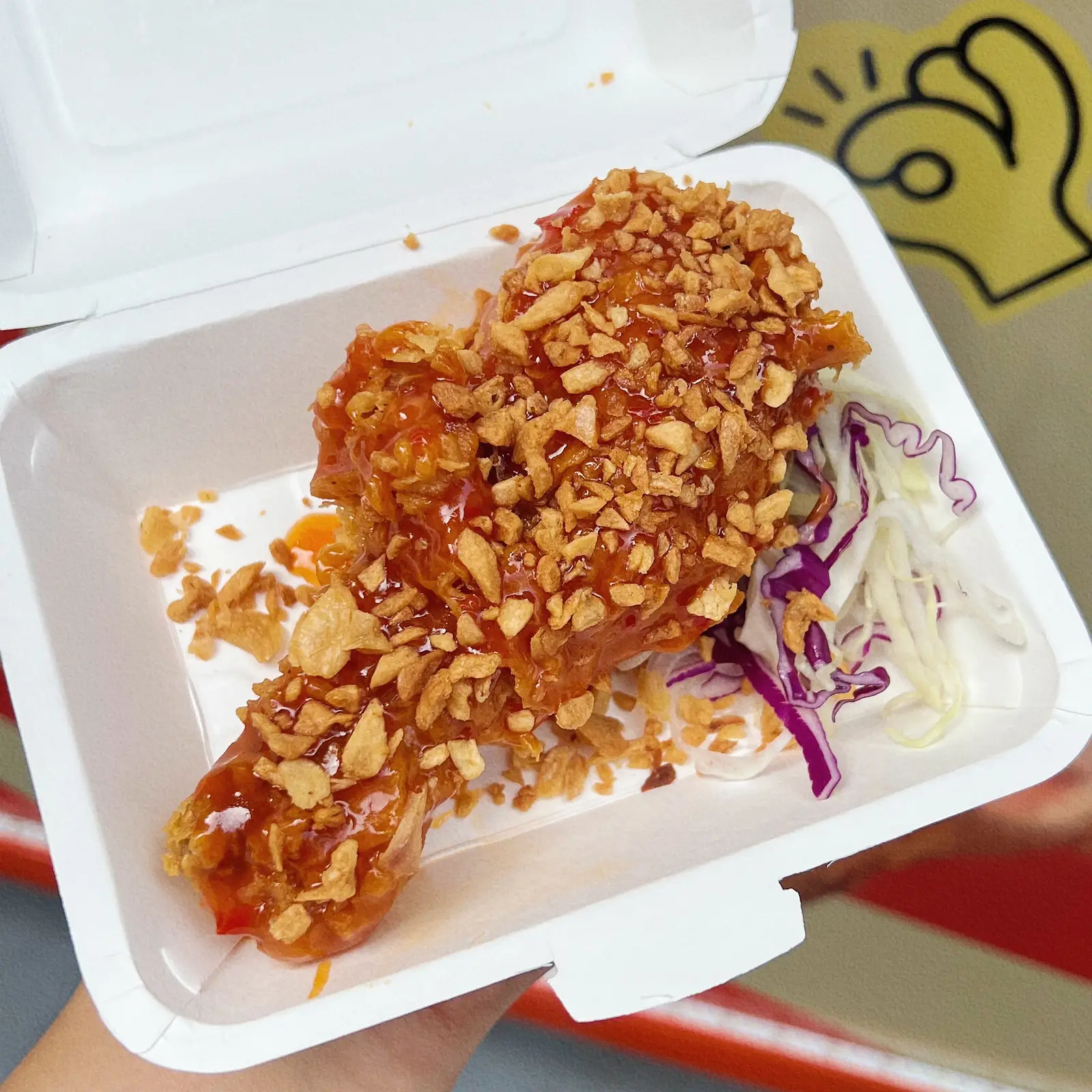 Hình ảnh MUST TRY Đùi gà rán sốt mắm tỏi