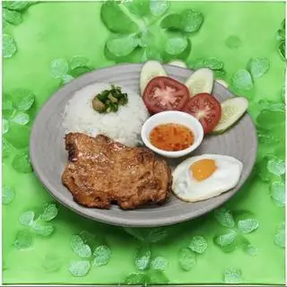Hình ảnh Cơm Tấm x Sườn x Trứng Ốp La