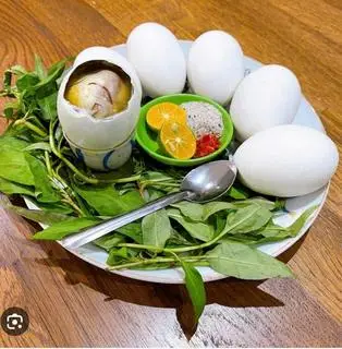 Hình ảnh combo 10 trứng lộn