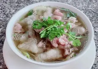 Hình ảnh Mì bò tái gầu