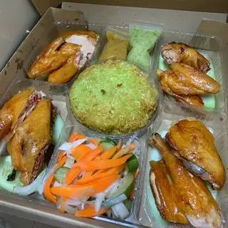 Hình ảnh Mẹt gà 3 món