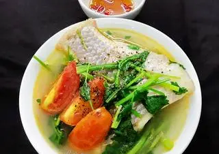 Hình ảnh Cơm , canh cá diêu hồng nấu ngót