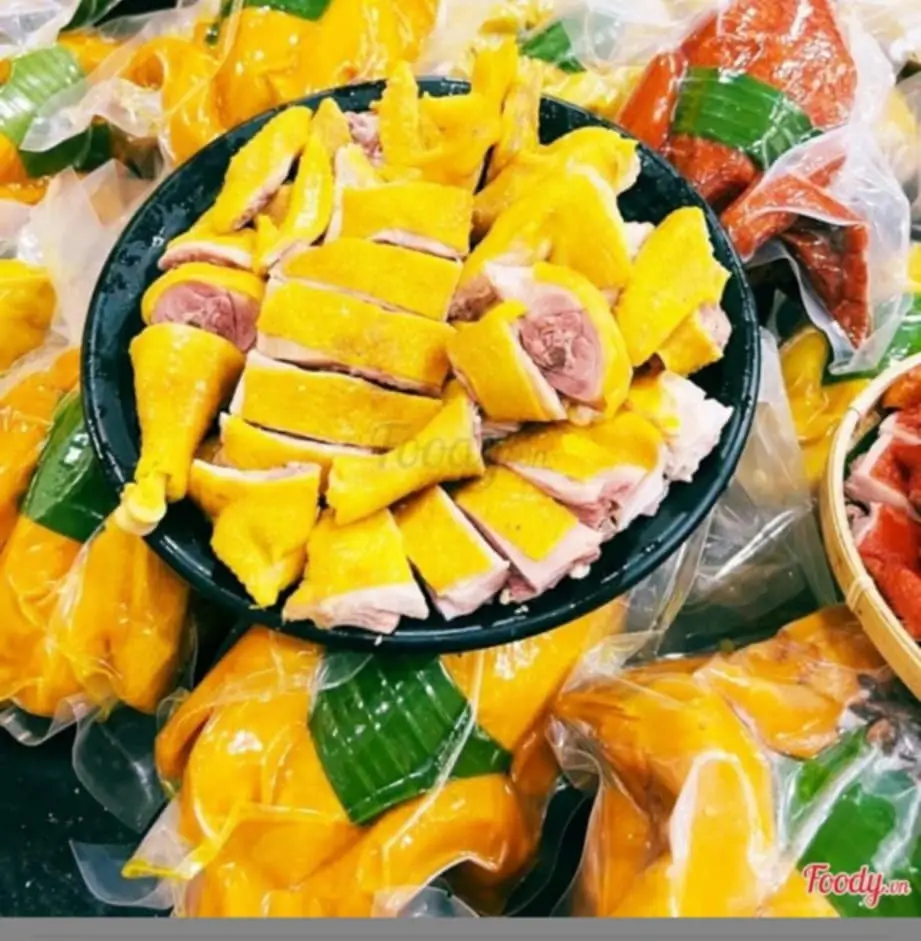 Hình ảnh gà ủ muối 1/2 ăn mát tặng sốt chấm 
