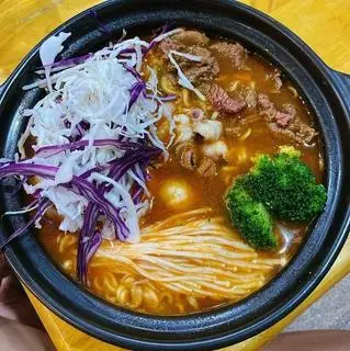 Hình ảnh Mỳ kimchi bò mỹ
