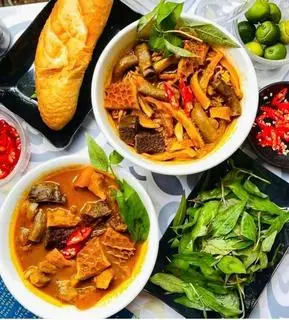 Hình ảnh Bánh mì Phá Lấu bò