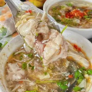 Hình ảnh Súp cua ,óc heo