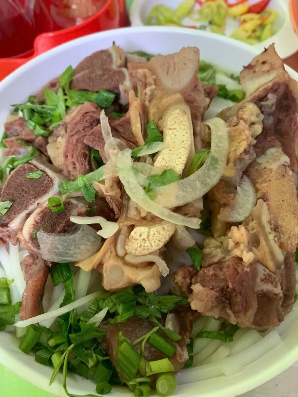 Hình ảnh Bún bò xương sụn - đặc biệt