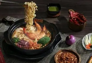Hình ảnh Mỳ cay bò hải sản