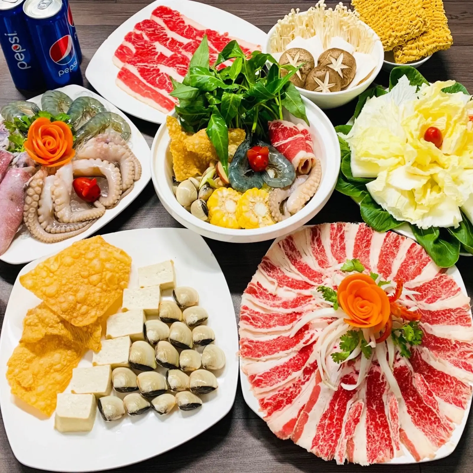Hình ảnh Lẩu Thái - Hải sản - Bò Mỹ 