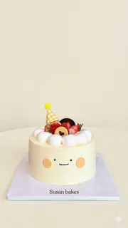 Hình ảnh Bánh kem sinh nhật Vàng pastel mix trái cây - size 14cm