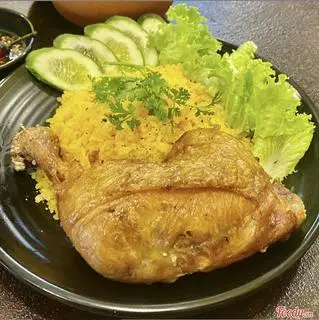 Hình ảnh Cơm Gà Xối Mỡ ( Đùi 1/4) + Tặng Kèm Canh Súp