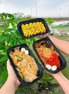 Hình ảnh Bánh Tráng Trộn Tỏi Phi