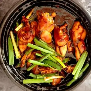 Hình ảnh Ếch Kho 2 Con Không Cháo
