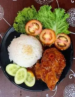 Hình ảnh Cơm Gà Sốt Phượng Hoàng