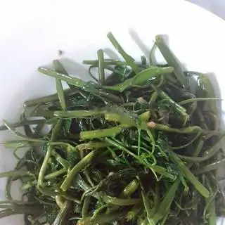 Hình ảnh Rau muống xào tỏi