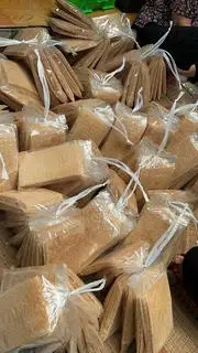 Hình ảnh Bánh tráng muối lắc