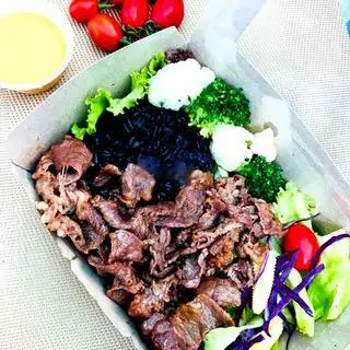 Hình ảnh Cơm gạo lứt bò mỹ teriyaki