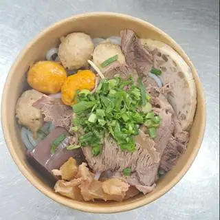Hình ảnh Bún Bò Huế Đặc Biệt - Không móng